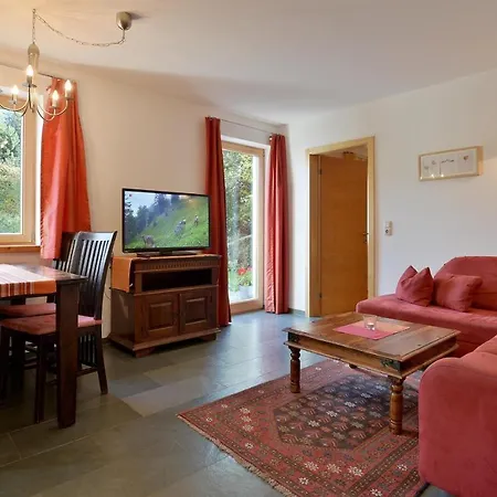 Bichler Katrin, Apartamento